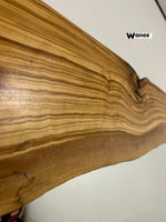 Specchio di design con cornice in legno massello di ulivo secolare