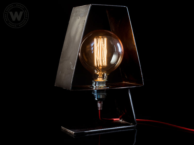 Lampada da tavolo di design in ferro battuto "Abat-Jour"