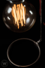 Lampada da tavolo di design in ferro battuto "Swan"