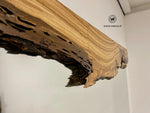 Specchio di design con cornice in legno massello di ulivo secolare