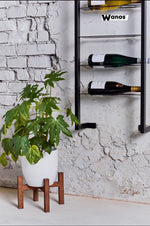 Portabottiglie da parete di design realizzato in metallo minimal