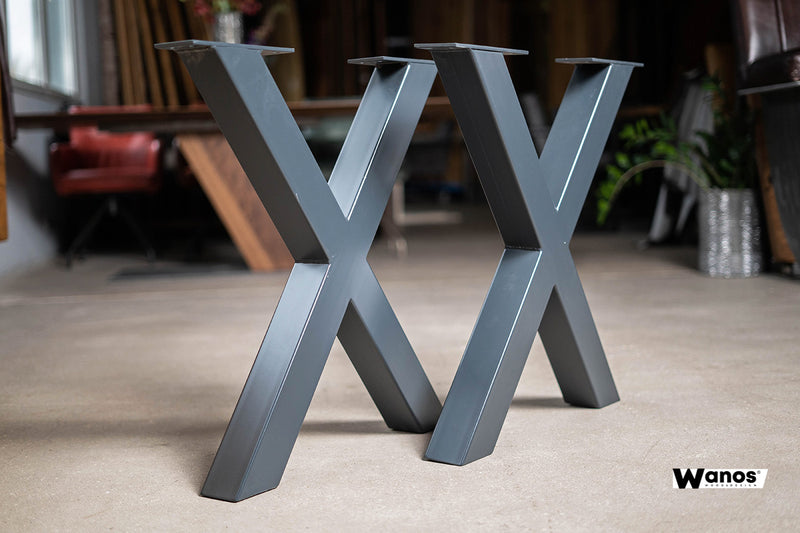 Struttura in metallo per tavolo di design