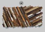 Arredo da parete di design moderno realizzato con diverse essenze di legno massello
