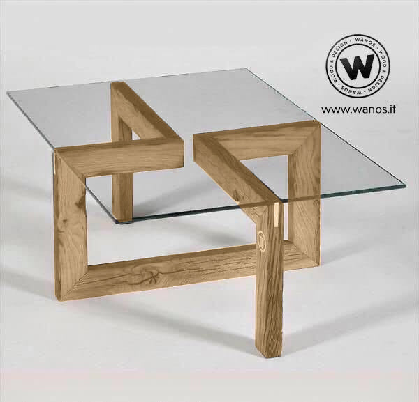 Tavolino da salotto di design in legno massello con ripiano in cristallo moderno