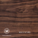 Portabottiglie di design da terra realizzato in legno massello