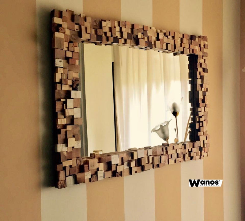 Specchio con cornice a mosaico in legno multi-wood di design