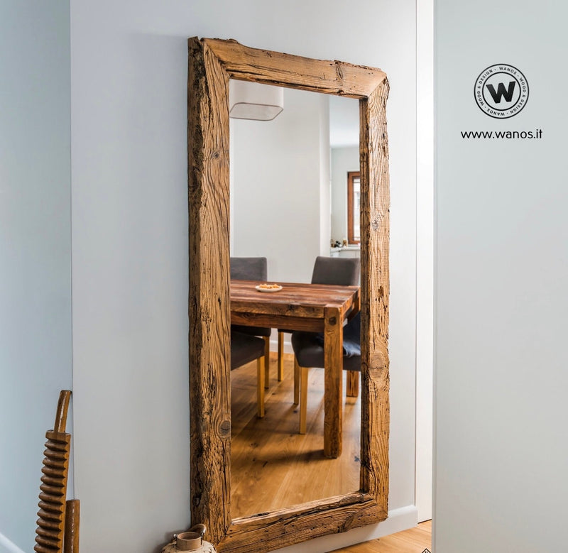 Specchio da appoggio o parete di design con cornice in legno massello di  castagno
