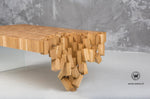 Coffee Table di design realizzato in legno massello di rovere con stuttura in vetro temperato