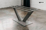 Struttura in metallo per tavolo dal design minimal