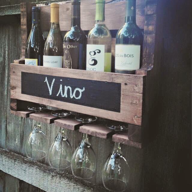 portabottiglie vino da parete in legno massello espositore vino da parete  design