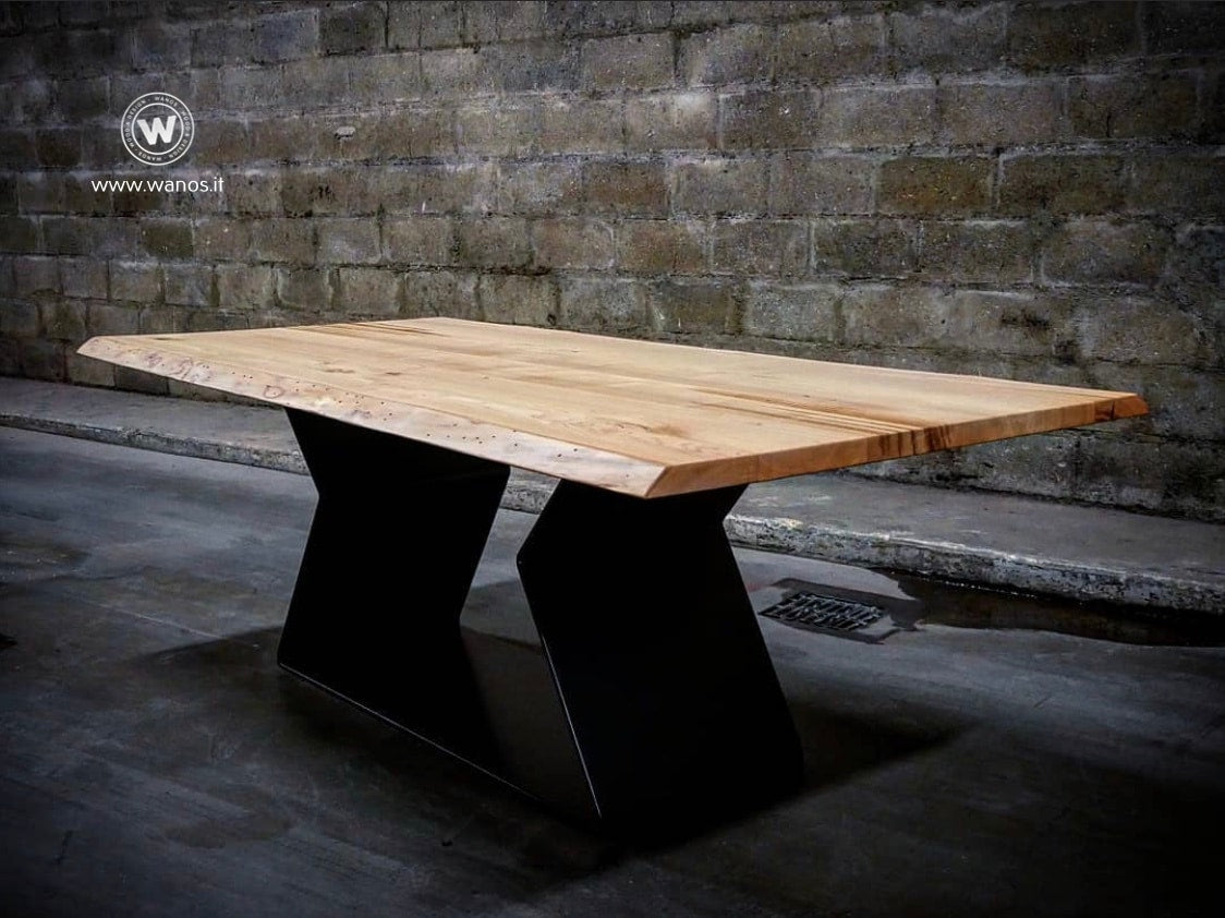 Consolle su struttura in ferro e piano in legno massello scortecciato –  Wanos Wood & Design