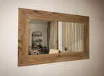 Specchio  con cornice in legno massello di "Rovere Spazzolato Shabby chic"