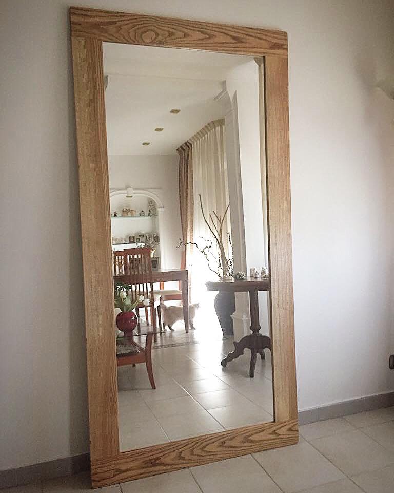 Countertop mirror made with solid chestnut wood frame